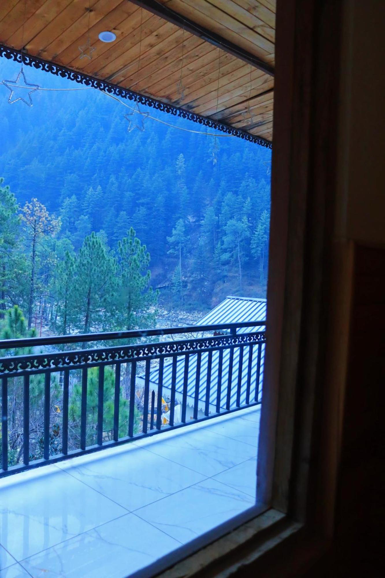 Chalo Chhalal Hotel & Cafe Kasol Exterior photo