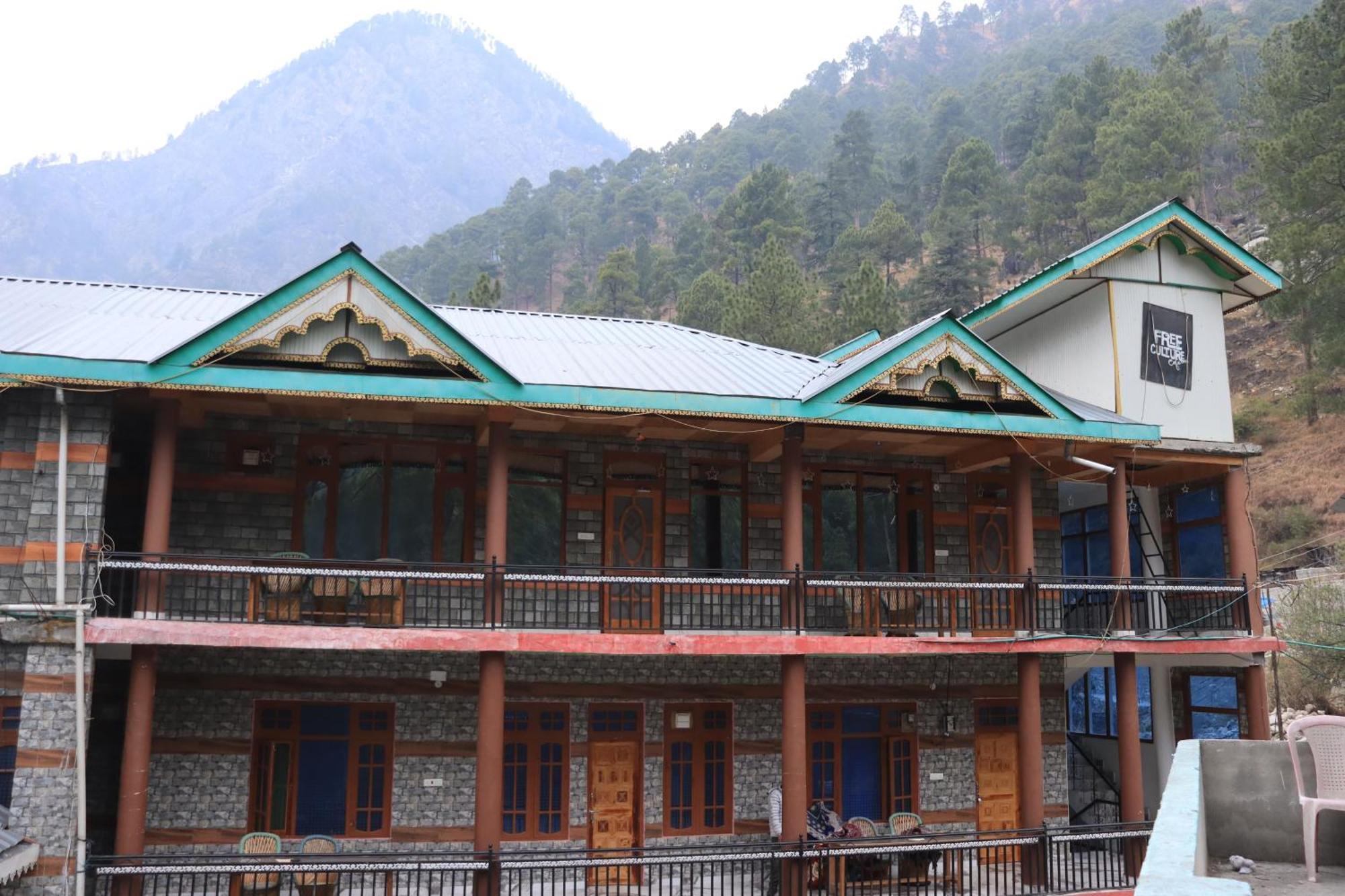 Chalo Chhalal Hotel & Cafe Kasol Exterior photo