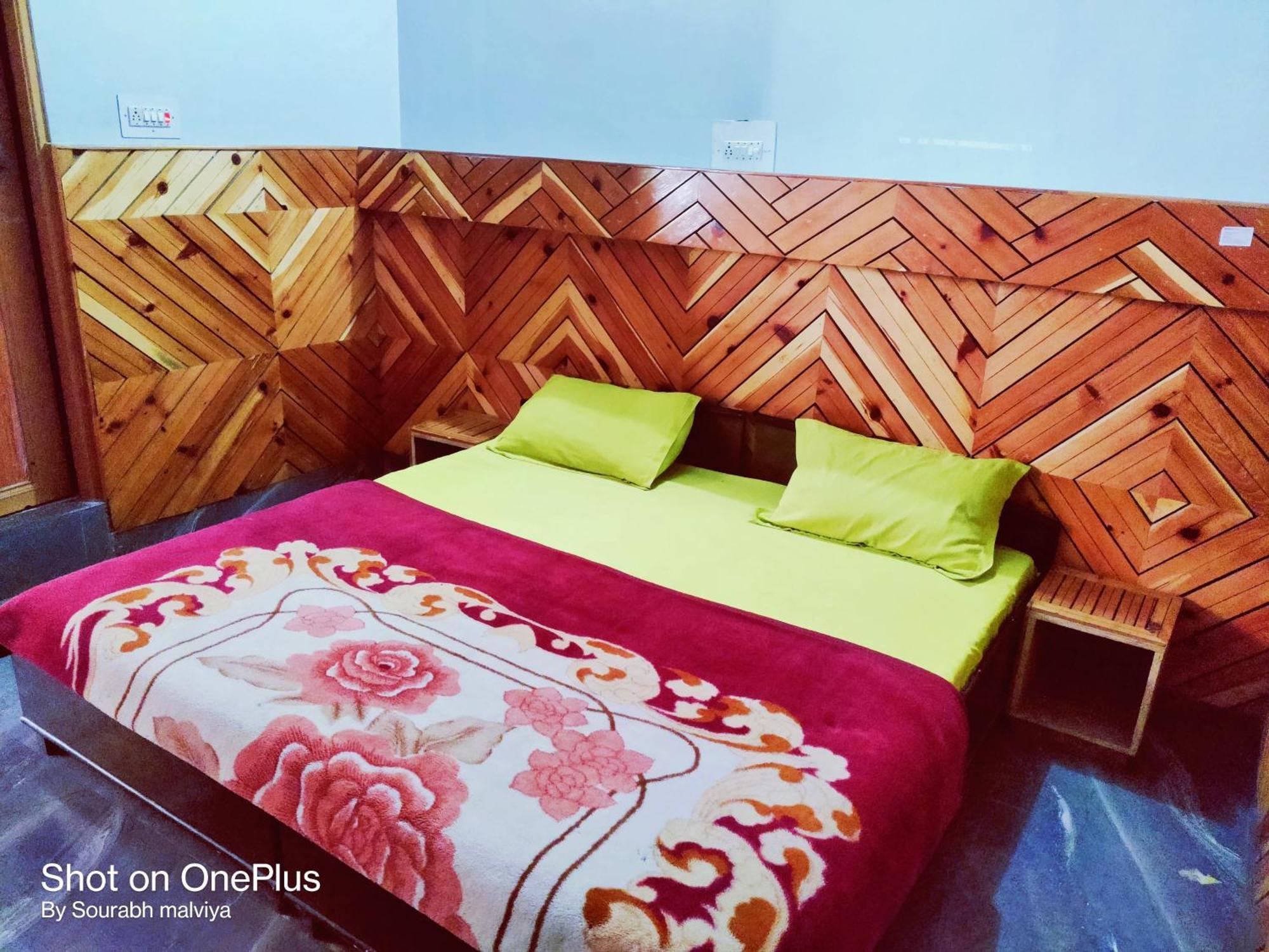 Chalo Chhalal Hotel & Cafe Kasol Exterior photo