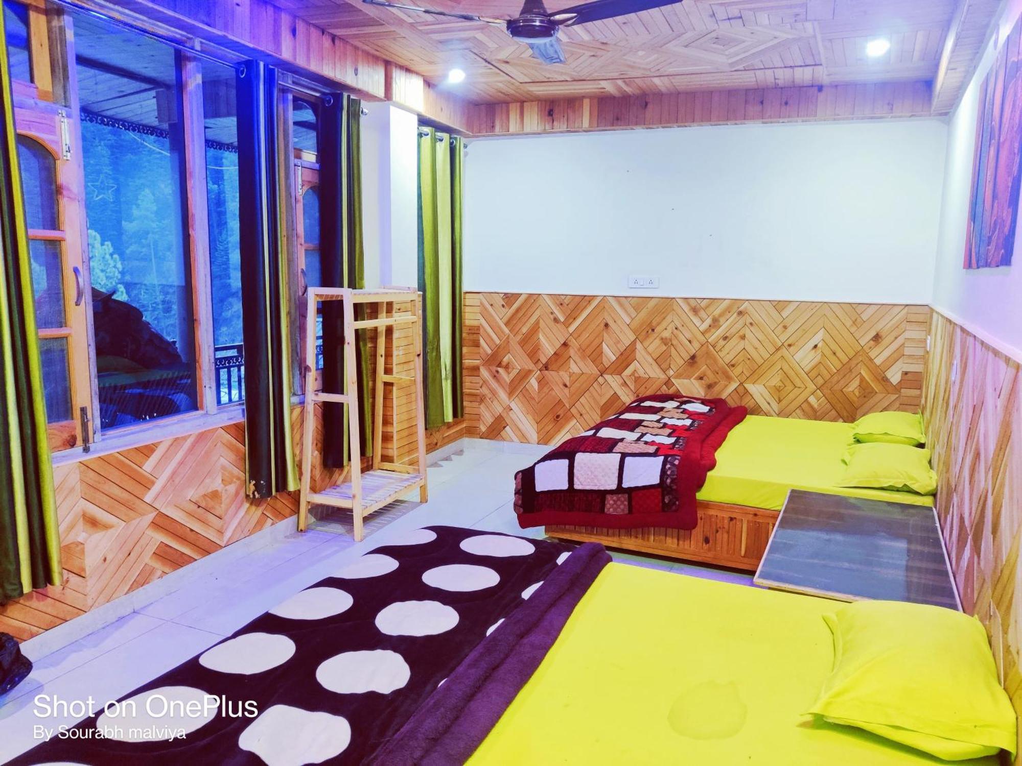 Chalo Chhalal Hotel & Cafe Kasol Exterior photo