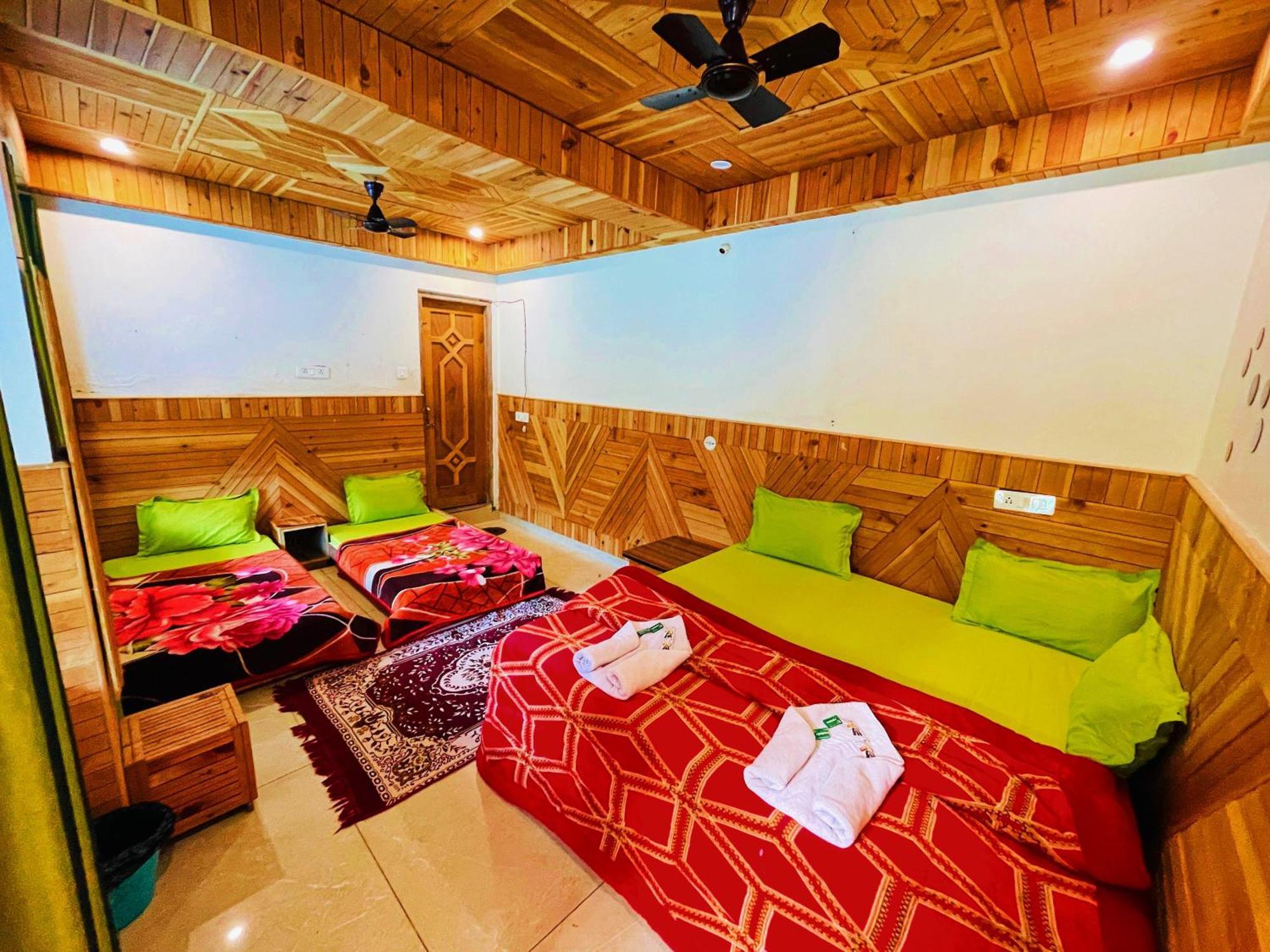 Chalo Chhalal Hotel & Cafe Kasol Exterior photo
